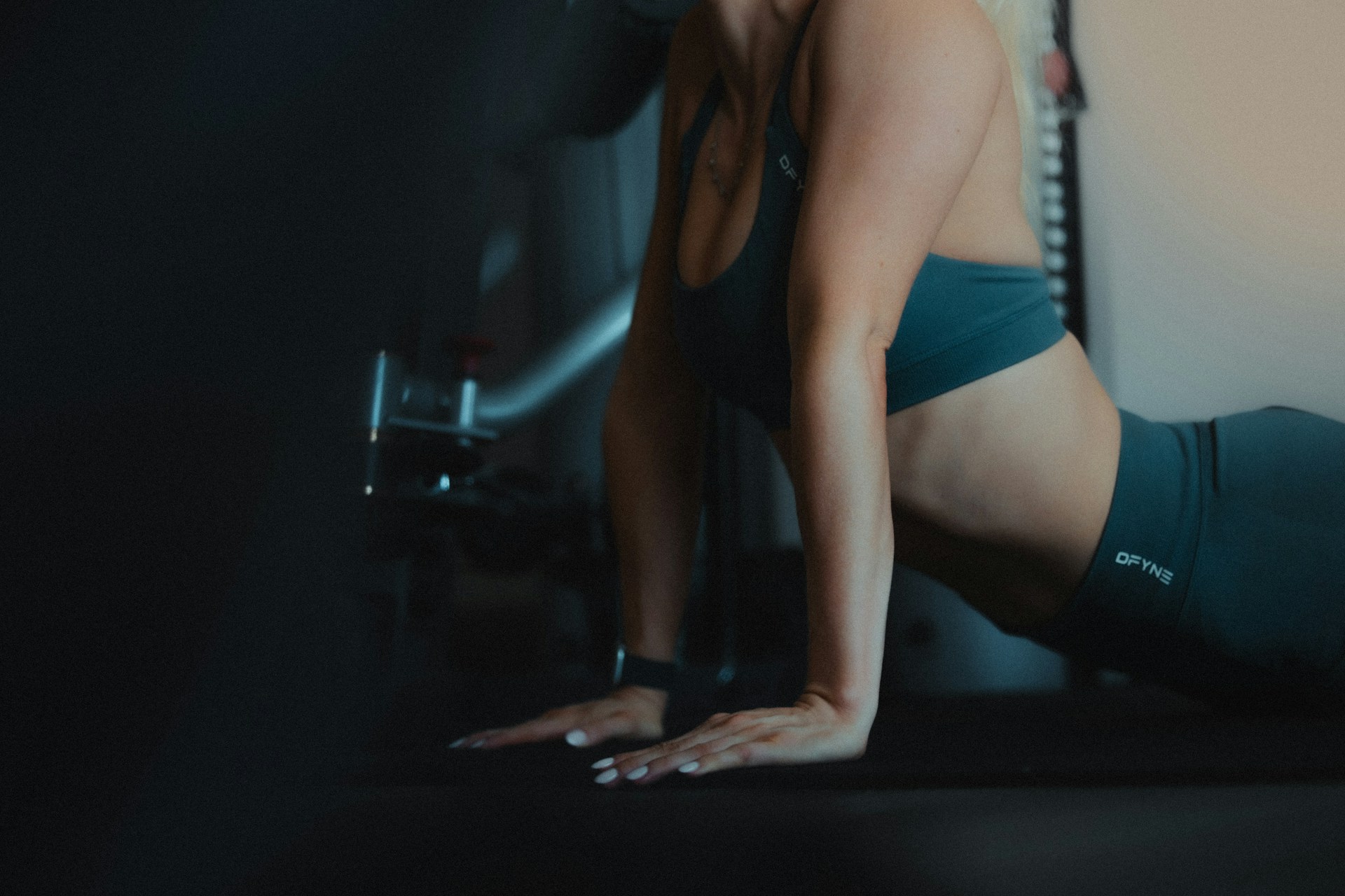 9 Workouts to Lose Belly Fat—What Helps, What Doesn’t, and What’s Just Marketing