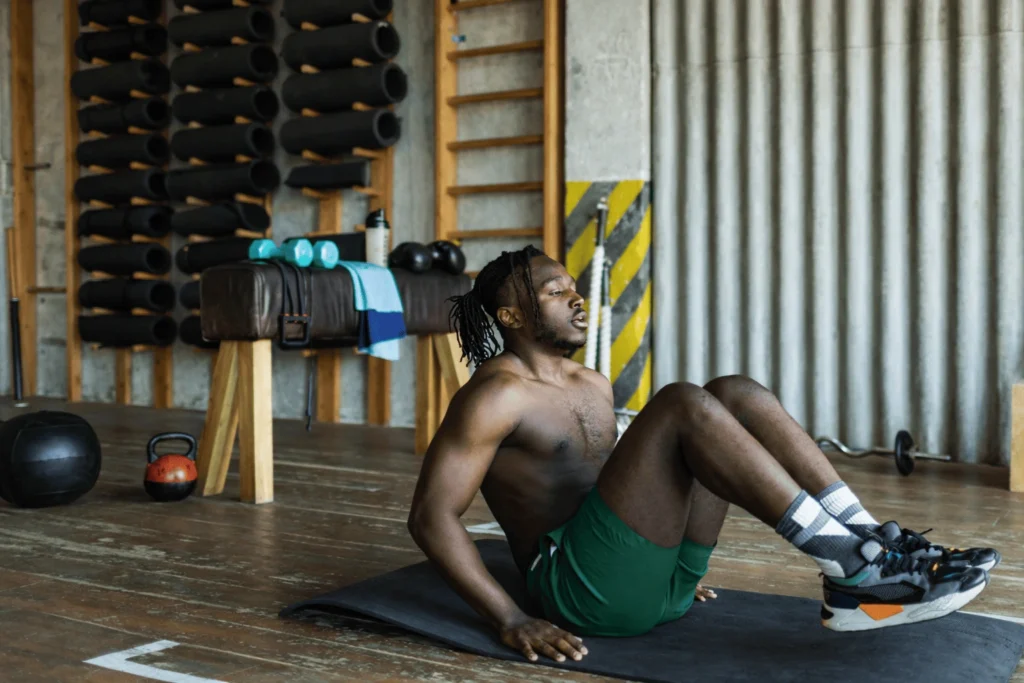 8 Ejercicios de Core que Protegen la Espalda Baja Cuando Haces Sentadillas y Peso Muerto